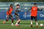 Messi thể hiện kỹ thuật đánh gót ở PSG