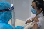GĐ Trung tâm Y tế bị đình chỉ vụ tiêm vắc xin cho bé 13 tuổi: 'Vì lo lắng cho sức khỏe của con em cán bộ chống dịch'