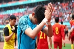 Báo Trung Quốc cáo buộc 'động trời', phụ huynh phải ngủ với HLV để con được đá bóng?