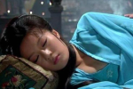 Vì sao khi ngủ, cung nữ Thanh triều buộc phải khép chặt hai chân, không được phép tách rời?