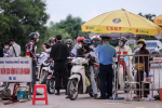 CLIP: Người dân các tỉnh ùn ùn đổ về Thủ đô sau khi Hà Nội nới lỏng giãn cách xã hội
