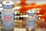 CDC Mỹ: Hiệu quả của Pfizer, Moderna suy giảm đáng kể sau vài tháng