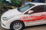 Hàng loạt ôtô bị tạt sơn nham nhở khi đỗ qua đêm tại một khu đô thị ở Hà Nội