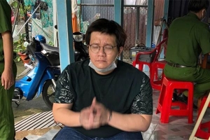 Nhâm Hoàng Khang lên mạng 'nói đạo lý', mấy tiếng sau thì bị công an bắt