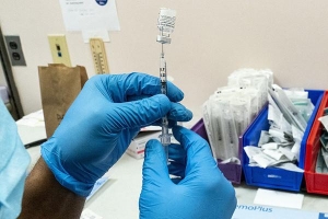Dự kiến tiêm vaccine cho trẻ em 12-17 tuổi trong tháng 10