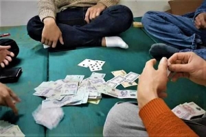 Hai hiệu trưởng đánh bạc ở Thanh Hóa: Có xử lý hình sự?