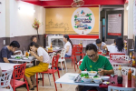 Hà Nội cho phép nhà hàng bán tại chỗ, công sở hoạt động bình thường