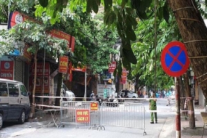 Hà Nội: Ghi nhận 2 F0 cộng đồng từng đi mua rau thịt, phường Giáp Bát phát đi thông báo khẩn tìm người