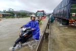 Thủ tướng yêu cầu khẩn trương ứng phó mưa lũ kéo dài ở miền Trung