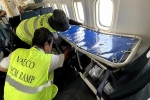 Lắp cáng trên máy bay đưa hành khách đặc biệt từ Côn Đảo về TP.HCM