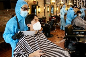 Thợ cắt tóc dương tính, Hà Nội khẩn tìm người đến 'Hair Salon Mẹ Ớt'