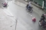 Ớn lạnh cảnh người phụ nữ bị cướp kéo lê trên đường ở TP.HCM