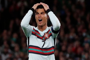 Ronaldo bất lực trong trận hòa của Bồ Đào Nha