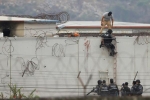 Hỗn chiến băng đảng trong nhà tù Ecuador khiến 68 người chết