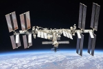 Sự cố ngoài vũ trụ buộc các phi hành gia trạm vũ trụ ISS phải trú ẩn