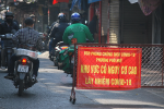Hà Nội: Lấy mẫu xét nghiệm, tạm thời phong tỏa nhiều địa chỉ trong khu tập thể Nguyễn Công Trứ