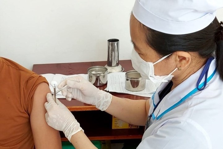 Hà Nội thông tin về trường hợp tử vong sau khi tiêm vaccine COVID-19 | Tin  tức mới nhất 24h - Đọc Báo Lao Động online - Laodong.vn