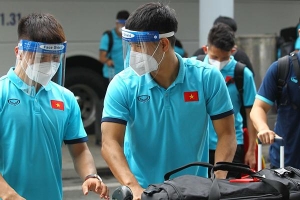 Tuyển Việt Nam hủy tập, lên đường đi Singapore dự AFF Cup
