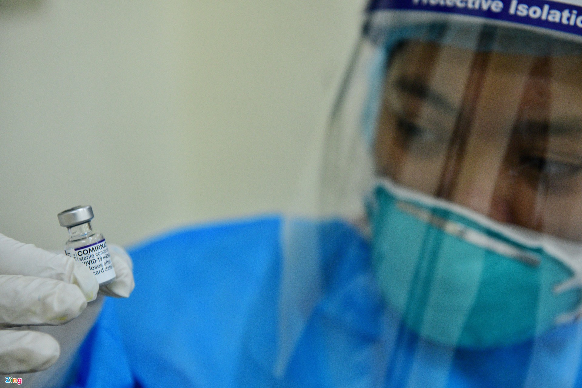Noi dung hop bao Chinh phNhân viên y tế chuẩn bị tiêm vaccine Pfizer cho trẻ em tại Hà Nội. Ảnh: Thạch Thảo. thuong ky thang 11 anh 3