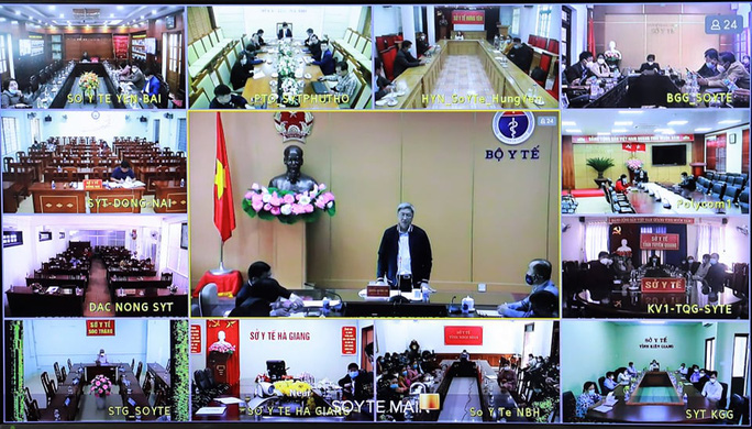 Hội nghị trực tuyến được tổ chức tại điểm cầu Bộ Y tế kết nối với hơn 700 điểm cầu trên toàn quốc - Ảnh: Nguyễn Nhiên.