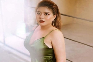 Người mẫu 'ngoại cỡ' đầu tiên của Việt Nam - Dương Khánh Hà qua đời