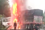 2 xe bốc cháy dữ dội trên đường, 4 người thương vong, camera 'vén màn' khoảnh khắc đấu đầu