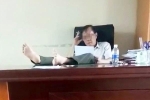 Hạt trưởng Kiểm lâm 'gác chân lên bàn làm việc' ở Đắk Nông xin từ chức