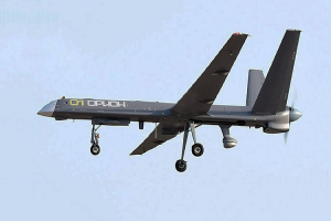 Quốc gia đầu tiên trên thế giới tạo UAV trang bị radar và tên lửa không đối không
