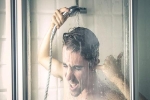 Người đàn ông suýt mất mạng khi tắm nước nóng mùa đông, cảnh báo cơ thể đang trong trạng thái này không được tắm
