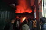Hoang tàn hiện trường vụ nổ bình gas thổi bay mái phòng trọ khiến 3 người tử vong thương tâm ở Hà Nội