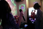 Tăng mức xử phạt gấp 10 lần hành vi hát karaoke gây ồn ào sau 22 giờ