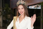 Hoa hậu Thùy Tiên về TP.HCM sau một tháng đăng quang