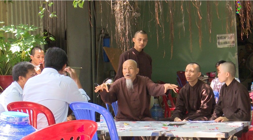 Tố cáo Tịnh thất Bồng Lai, mạnh thường quân bị 'thầy trò' Lê Tùng Vân kiện ngược tội vu khống