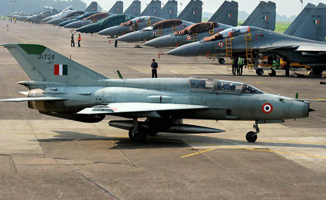 Tung hoanh khap noi nhung F-4 van so nhat khi gap MiG-21 Viet Nam-Hinh-16