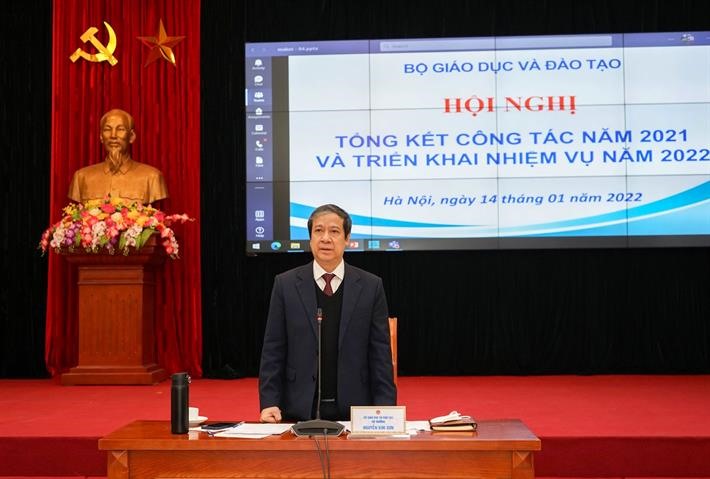 Bộ trưởng Nguyễn Kim Sơn phát biểu kết luận hội nghị. Ảnh: MOET.