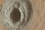 Đục lỗ Sao Hỏa, NASA tìm được dấu vết sự sống ngoài hành tinh?