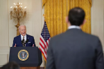Năm 'vui buồn lẫn lộn' của Tổng thống Biden