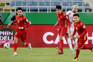 Cầu thủ Trung Quốc bị nghi làm loạn, cố tình chơi dưới sức trước Việt Nam để 'đá đít' HLV