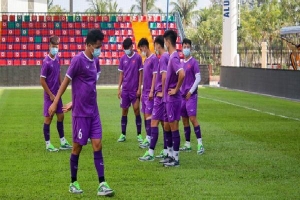 NÓNG: U23 Việt Nam thiếu vắng 1/3 đội hình vì Covid-19 trong trận quyết đấu với Singapore
