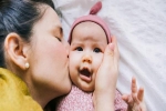 Bé gái 2 tuổi và bé trai 4 tháng tuổi tại Trung Quốc qua đời sau khi nhiễm virus herpes từ người lớn