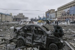 Khung cảnh hoang tàn tại Kharkiv sau khi bị Nga pháo kích