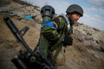 Ukraine đẩy lực lượng Nga ra xa Kyiv