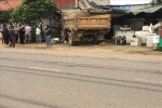 Xe tải lao vào nhà dân ở Sơn La, 1 người bị thương