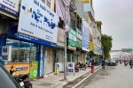 Dịch COVID-19 'hạ nhiệt', nhà thuốc tại Hà Nội không còn cảnh tranh giành mua thuốc, kit test