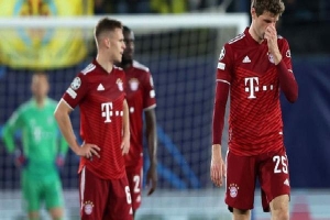 Bayern Munich gây thất vọng tràn trề, nhưng vẫn may mắn không thua 'vỡ mặt' ở tứ kết Champions League