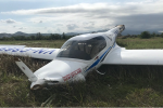 Máy bay huấn luyện 'nhảy cóc' trên đường băng trước khi gặp nạn