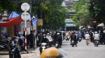 Quảng Ngãi: Báo động tình trạng học sinh đi xe máy đến trường