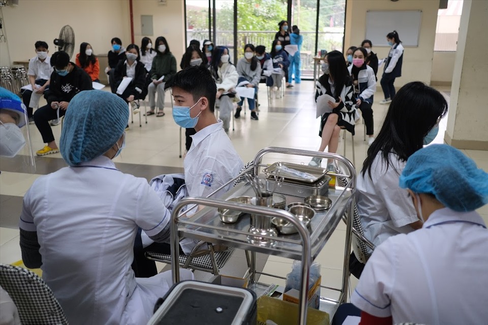 Triển khai tiêm vaccine COVID-19 cho trẻ em tại Hà Nội. Ảnh: Hải Nguyễn