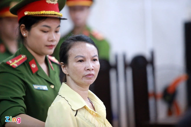 Mẹ nữ sinh giao gà tại Điện Biên sắp hầu tòa: Triệu tập con gái bà Trần Thị Hiền - 1