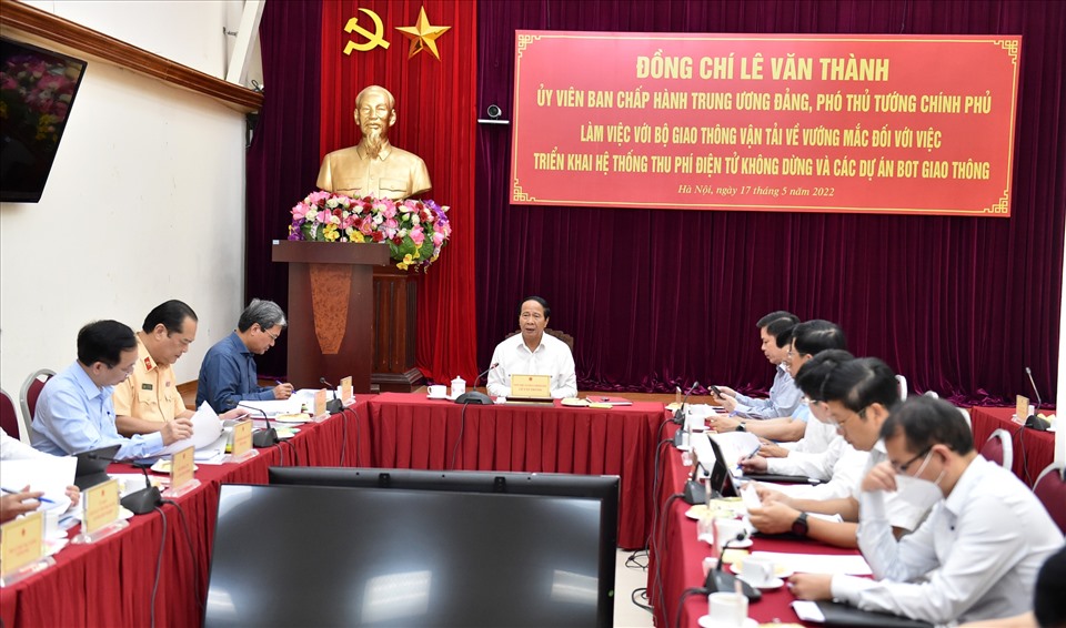 Phó Thủ tướng Chính phủ Lê Văn Thành làm việc với Bộ Giao thông Vận tải. Ảnh: Đức Tuân.
